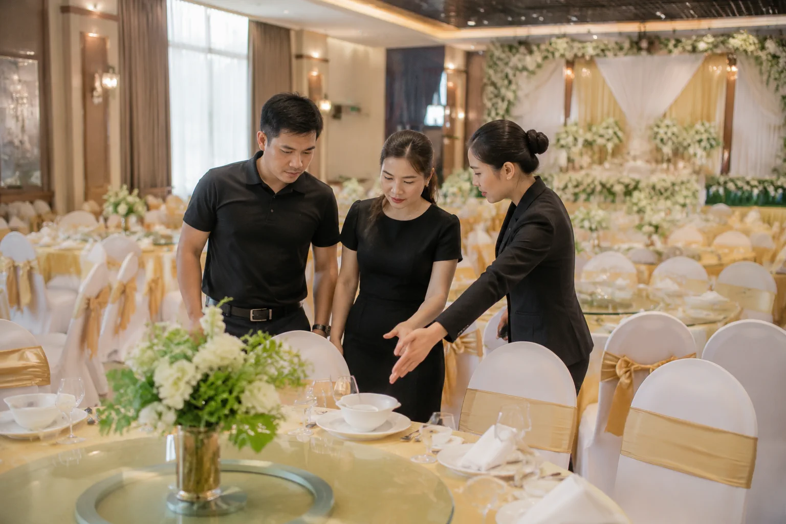 Những điều cần chuẩn bị khi đặt tiệc cưới mùa cao điểm tại Gia Nghĩa